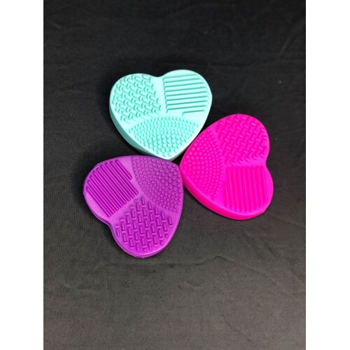 Silicone Heart Brush Cleaner