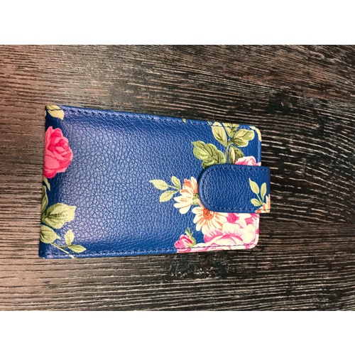 Blue/Pink Roses Pouch